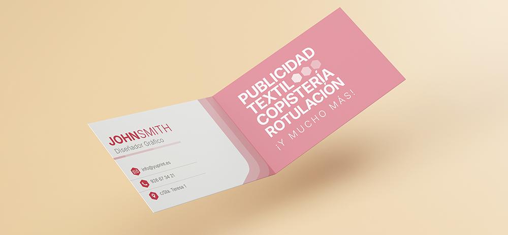 Tarjeta doble de Yuprint abierta mostrando datos de contacto y servicios de impresión y publicidad.