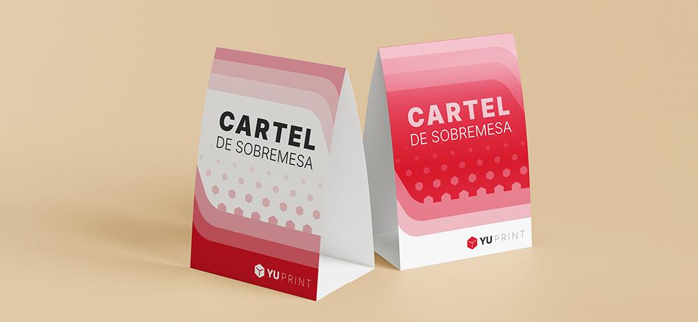 Carteles de sobremesa Yuprint con diseño moderno en tonos rojos, ideales para mostradores y promociones.
