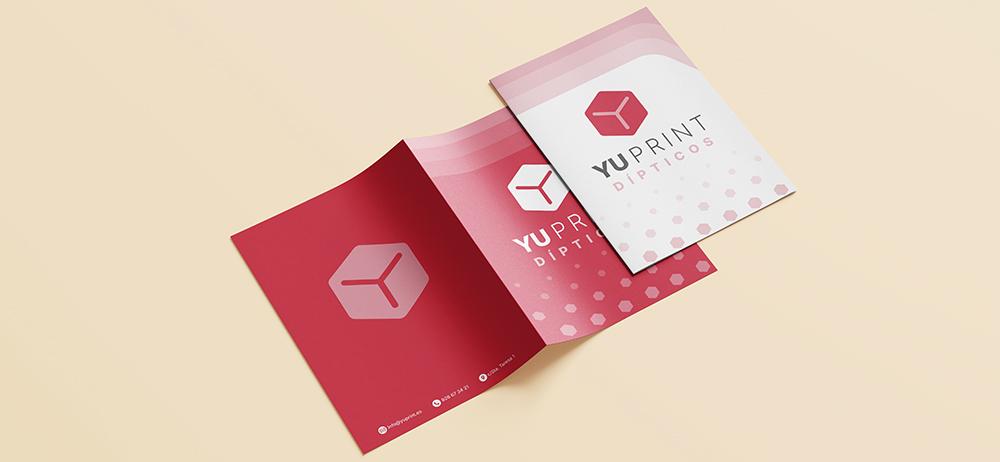 Dípticos corporativos Yuprint con portada elegante en rojo, perfectos para publicidad y papelería empresarial.
